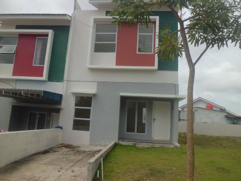 foto tampak rumah tipe 72/90 perumahan PINANG MAS RESIDENCE