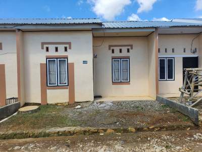 foto tampak rumah tipe 36 perumahan Cendana Abadi Recidence