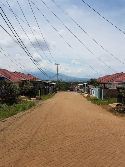 foto posisi tengah perumahan PESONA BUKIT BINTANG