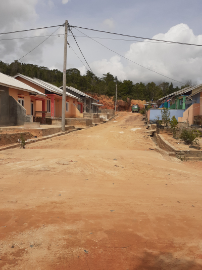 foto posisi tengah perumahan PESONA CHELLYA