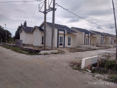 foto posisi tengah perumahan CAKRA RESIDENCE