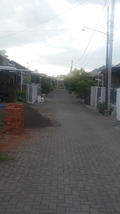 foto posisi tengah perumahan BUNGA RESIDENCE