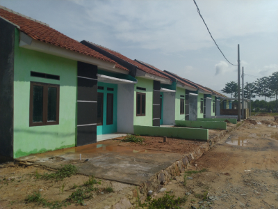 foto posisi tengah perumahan JATI INDAH PERMAI