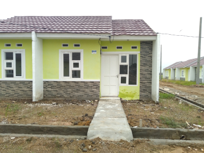 foto posisi tengah perumahan PURI RAYA RESIDENCE