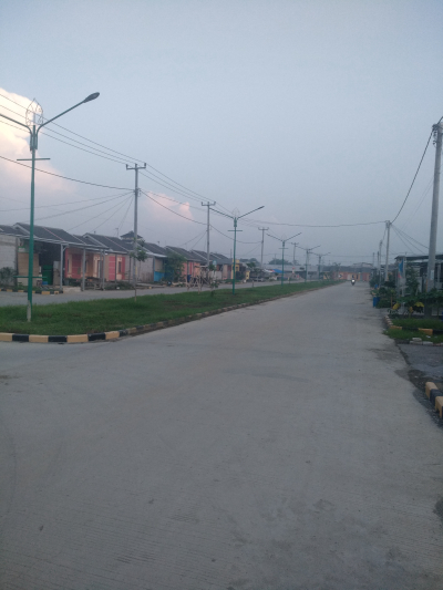 foto posisi tengah perumahan DE'KERATON