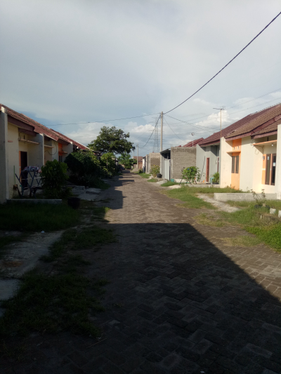 foto posisi tengah perumahan SUKOREJO INDAH GURAH