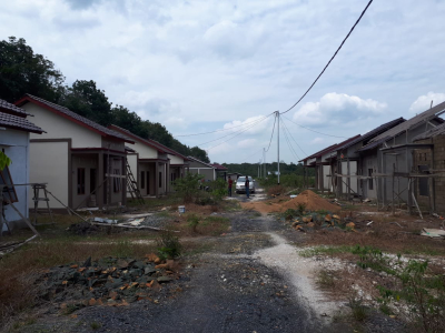 foto posisi tengah perumahan Ernasa Asri