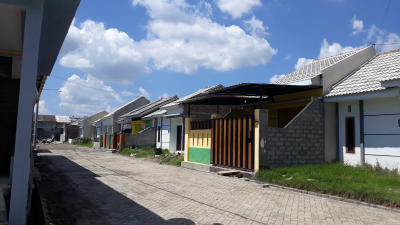 foto posisi tengah perumahan KAVLING BRAWIJAYA ASRI