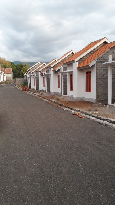 foto posisi tengah perumahan Prapta Lovina Residence