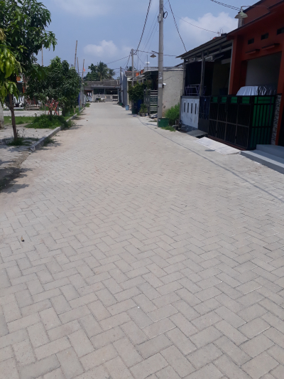 foto posisi tengah perumahan Pesona saga residence