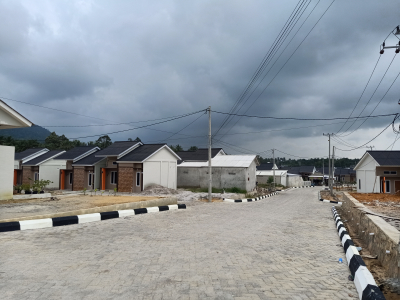 foto posisi tengah perumahan PERUMAHAN GRAHA ARWANA RESIDENCE II