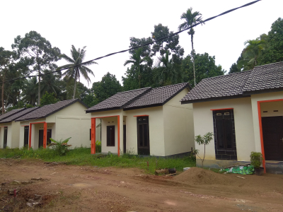 foto posisi tengah perumahan PONDOK PALEM 2