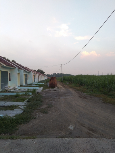 foto posisi tengah perumahan GREEN STAR RESIDENCE BRANGKAL