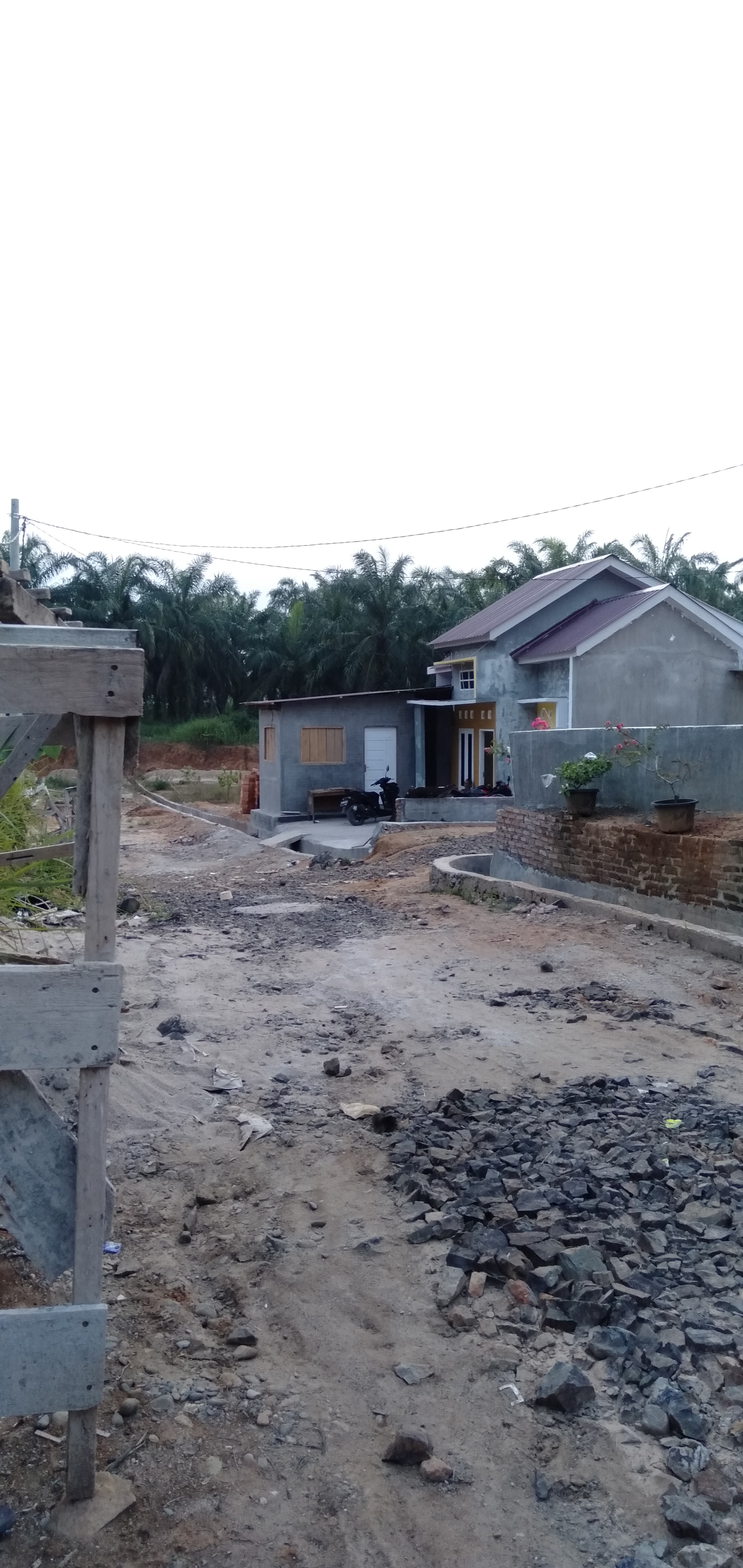 foto posisi tengah perumahan MULIA INDAH III