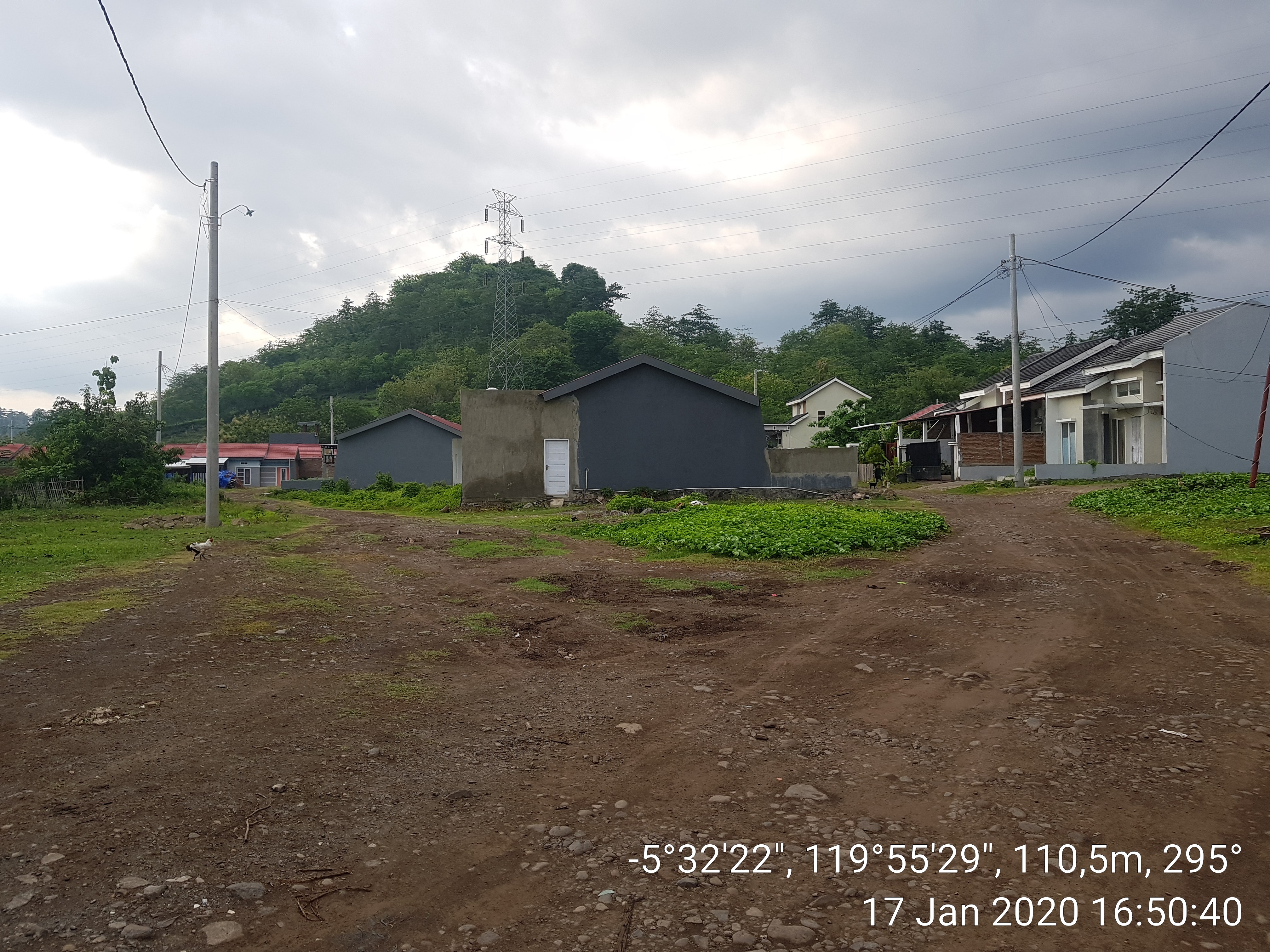 foto posisi tengah perumahan GREEN VALLEY
