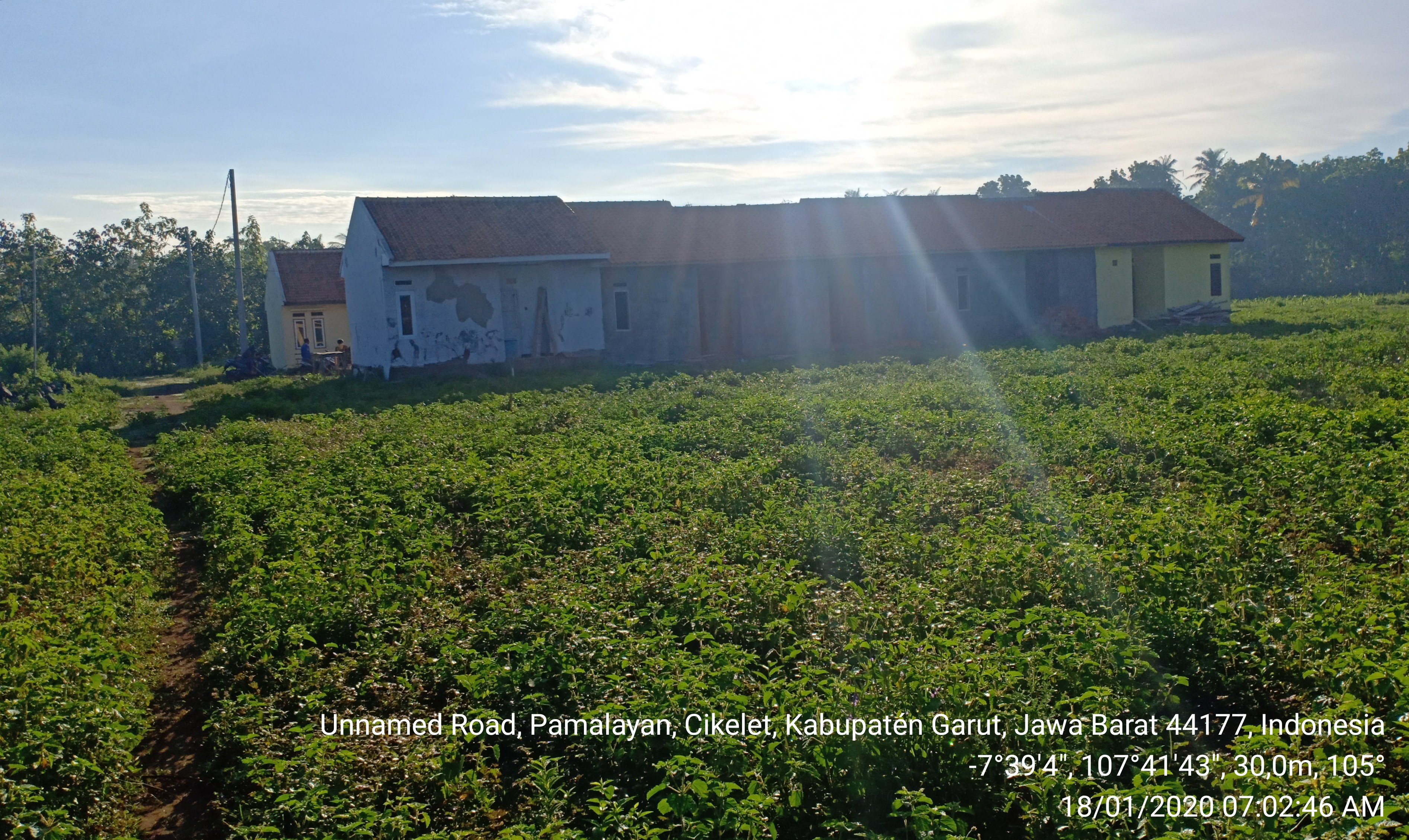 foto posisi tengah perumahan Griya Santolo Regency