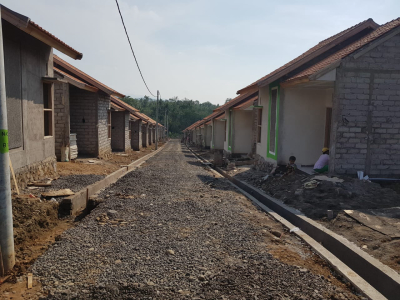 foto posisi tengah perumahan PERUMAHAN GRAHA MADE PROFIL
