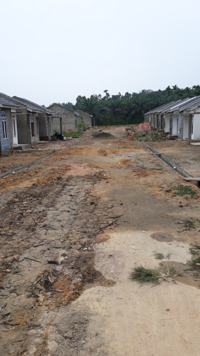 foto posisi tengah perumahan Graha Larasati