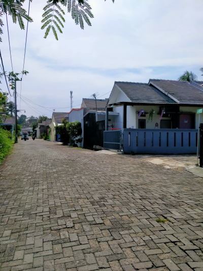 foto posisi tengah perumahan GUNTENG REGENCY