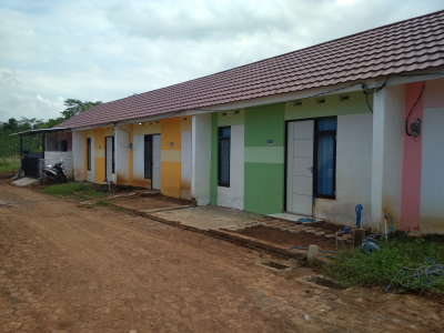 foto posisi tengah perumahan GRIYA SAWANGAN ASRI 2