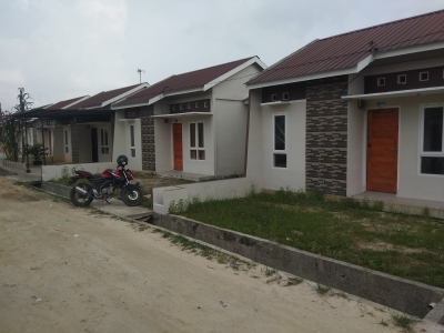 foto posisi tengah perumahan CAHAYA TIMURA