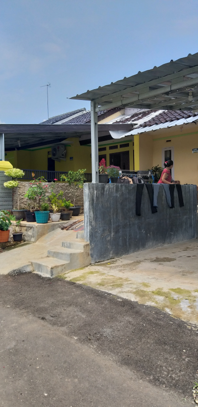 foto posisi tengah perumahan GRAHA WANAJAYA INDAH
