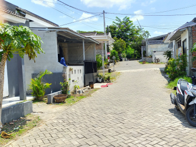 foto posisi tengah perumahan VILLA INDAH TEGAL BESAR
