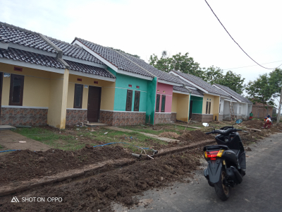 foto posisi tengah perumahan Perumahan pringgading