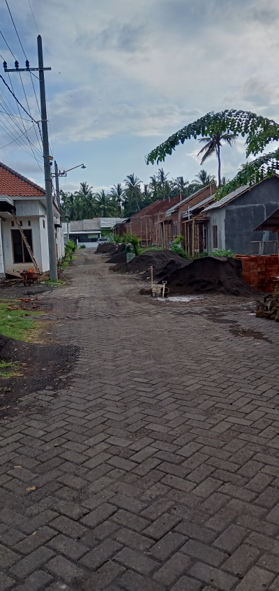 foto posisi tengah perumahan CEMARA REGENCY