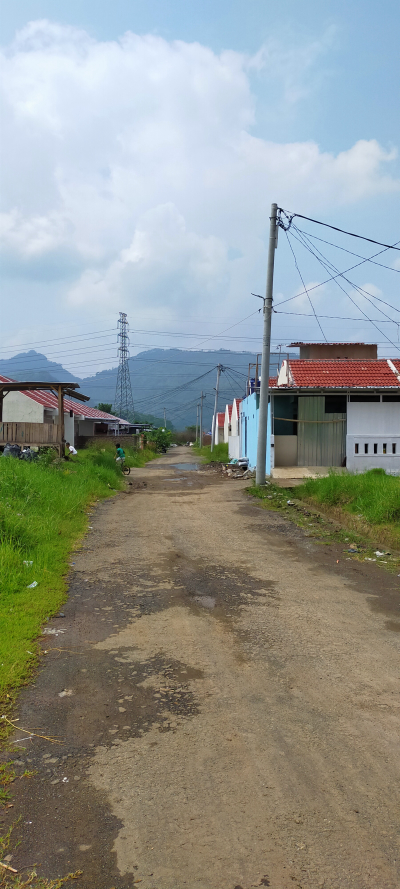 foto posisi tengah perumahan Puri Indah Cihampelas