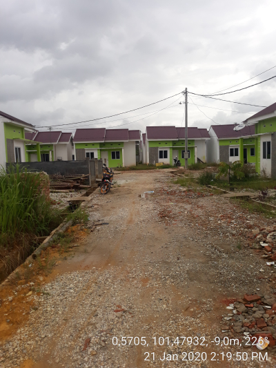 foto posisi tengah perumahan RUMBAI RESIDENCE 2