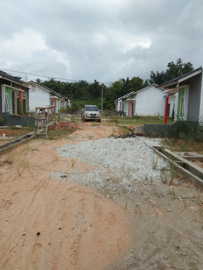 foto posisi tengah perumahan PURI HARMONY TAHAP II