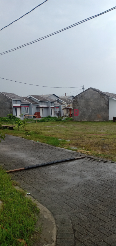 foto posisi tengah perumahan Cluster mutiara korelet2