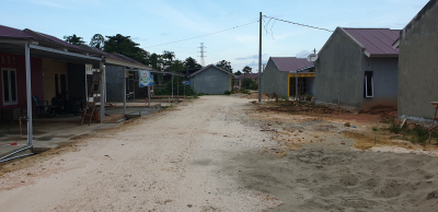 foto posisi tengah perumahan SPP Ranomeeto Regency V