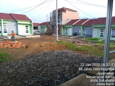 foto posisi tengah perumahan SHIFA RESIDENCE