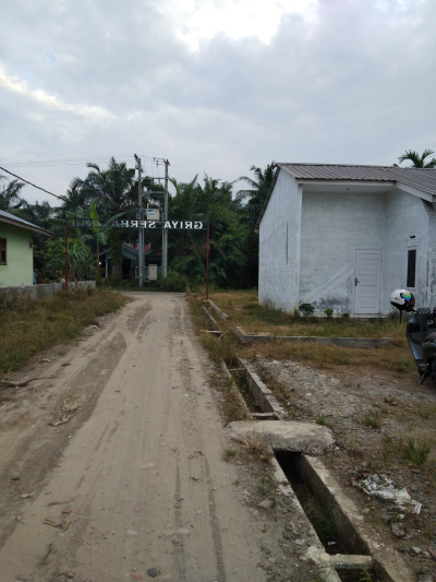 foto posisi tengah perumahan GRIYA SERBA JADI
