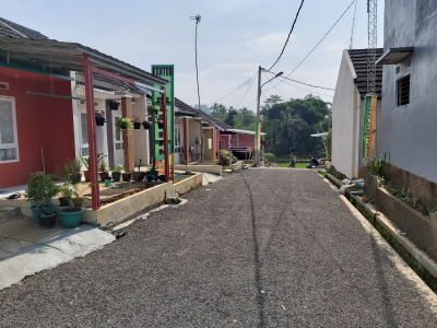 foto posisi tengah perumahan PESONA KEBONJERUK