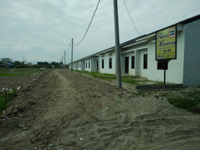 foto posisi tengah perumahan PESONA MARTUBUNG