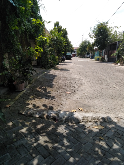 foto posisi tengah perumahan BUMI SARASWATI 