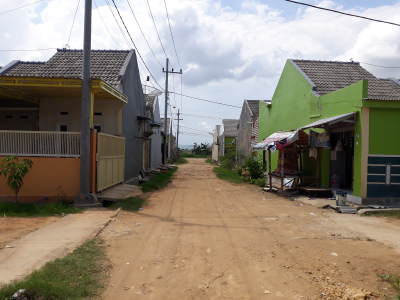 foto posisi tengah perumahan Agung Residence Babbalan