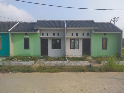 foto posisi tengah perumahan PURI LESTARI