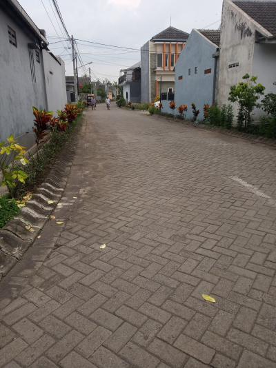foto posisi tengah perumahan Sriwijaya Land