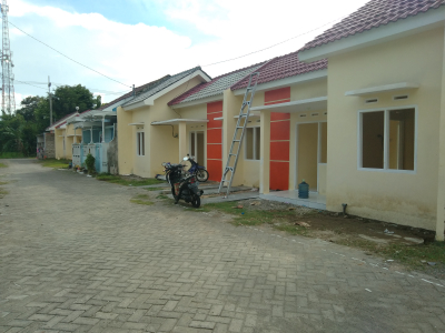 foto posisi tengah perumahan Rejomulyo Residence