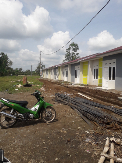 foto posisi tengah perumahan Griya Deli Indah