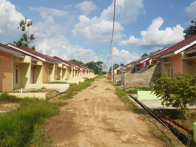 foto posisi tengah perumahan KARYA PRIMA RESIDENCE 2
