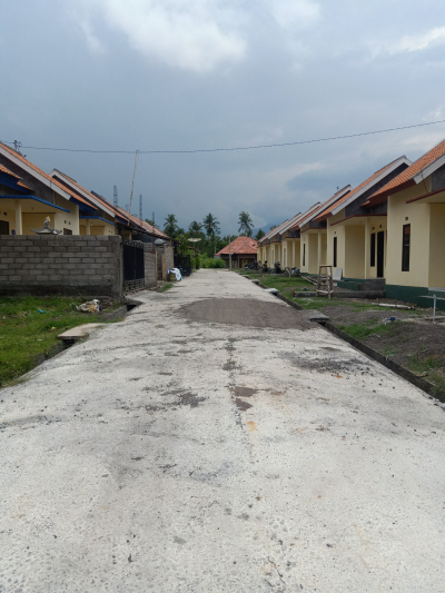 foto posisi tengah perumahan PERUMAHAN SANGSIT PERMAI