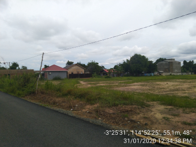 foto posisi tengah perumahan AJWA SEKUMPUL 2