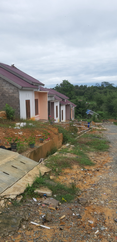 foto posisi tengah perumahan SETIA MANDIRI