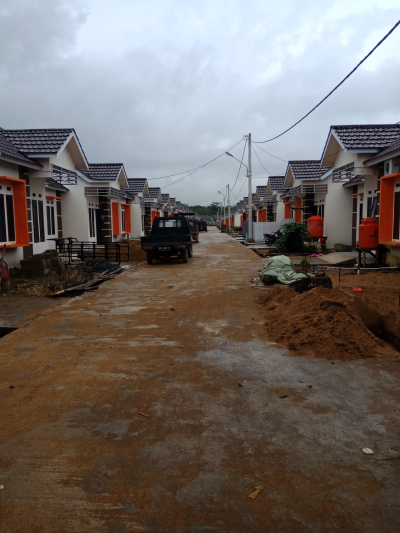 foto posisi tengah perumahan MEGA ASRI PARK