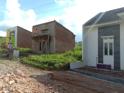 foto posisi tengah perumahan CLUSTER KEMILING VILLAGE